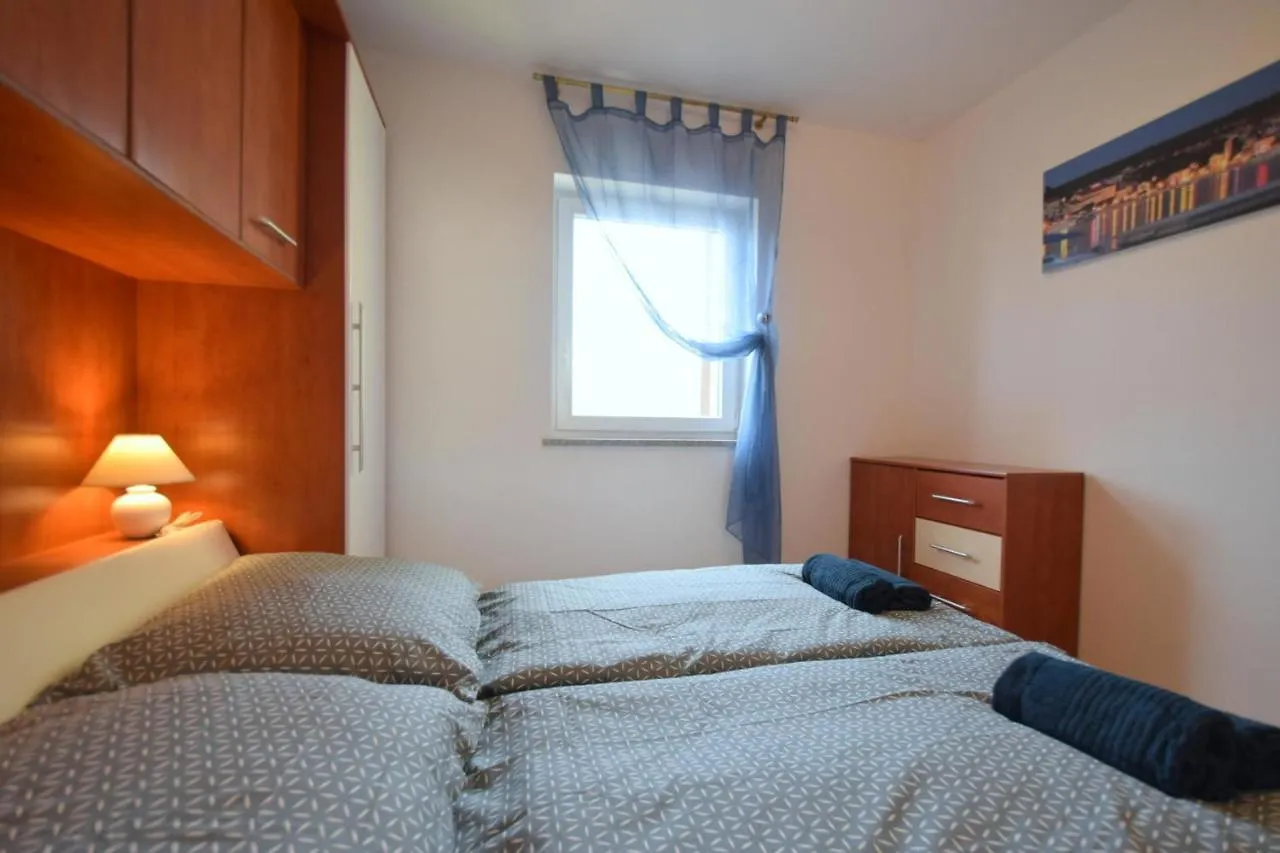 Apartment Adlitika Malinska